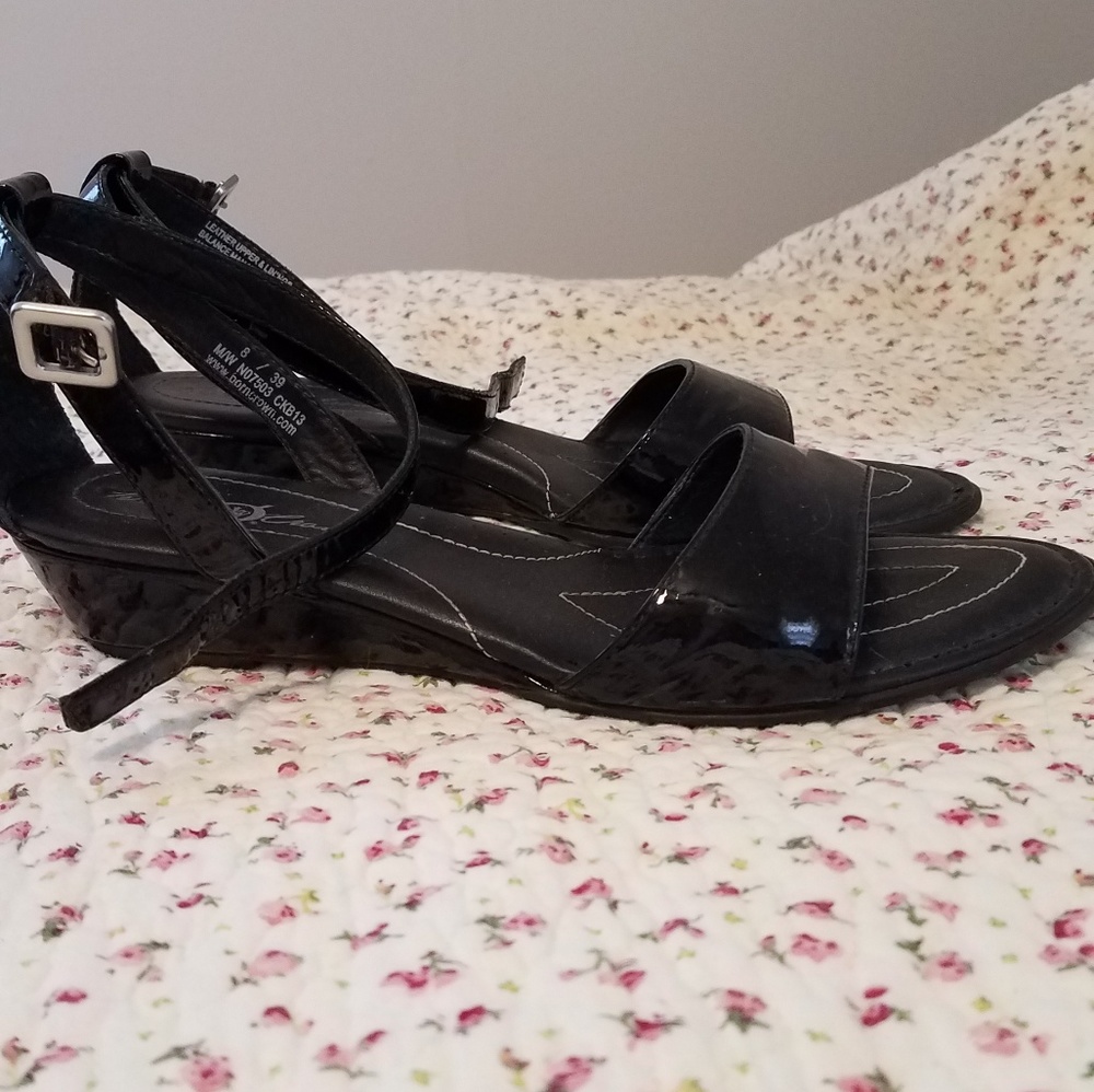 BOC sandals